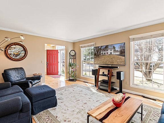 5th image of 248 Lawnwood Drive