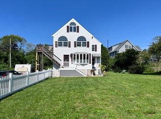 151 Rogers St #1, South Dartmouth, MA 02748