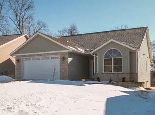 2173 Westminster Cir, Coralville, IA 52241