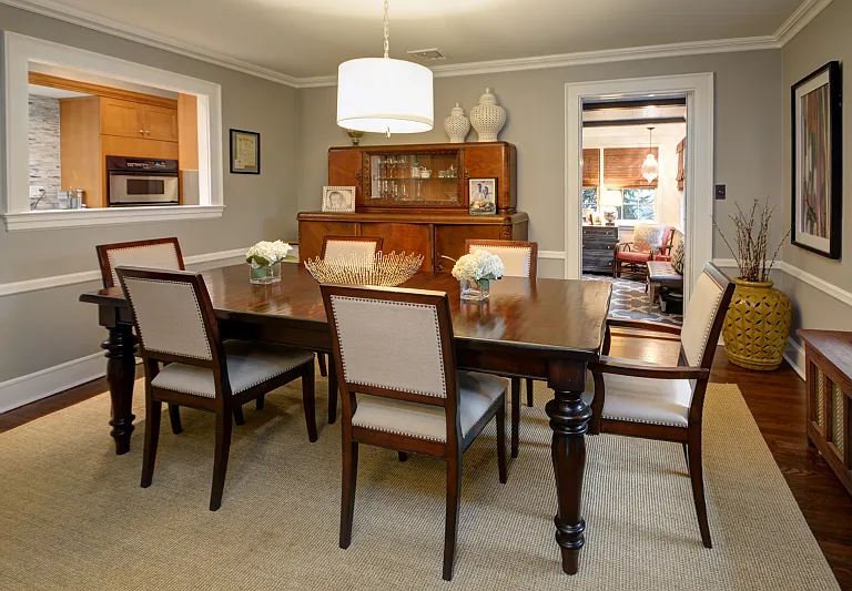 52 Hobart Ave — Photo 4
