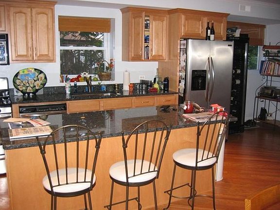 5th image of 1823 W Wabansia Ave