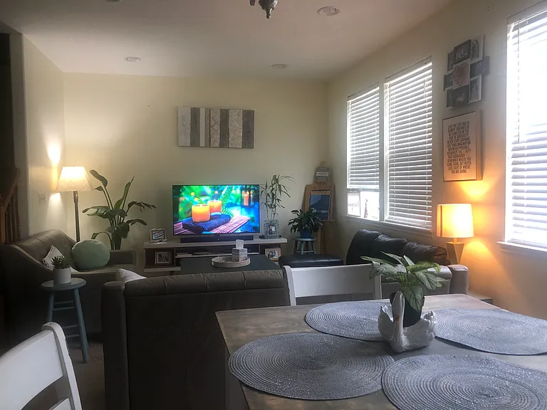 S Maple Farms Ln — Photo 4