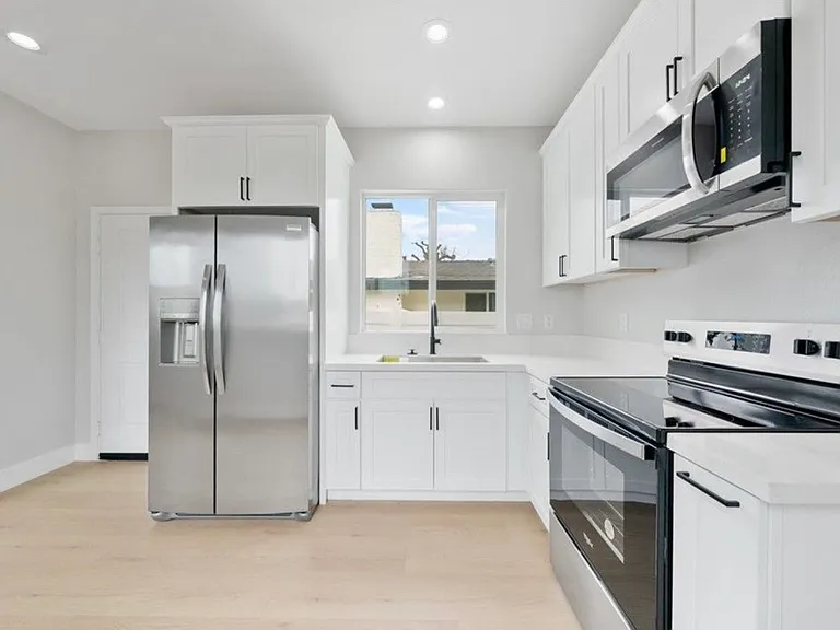 1604 S Orange Ave #2 — Photo 3