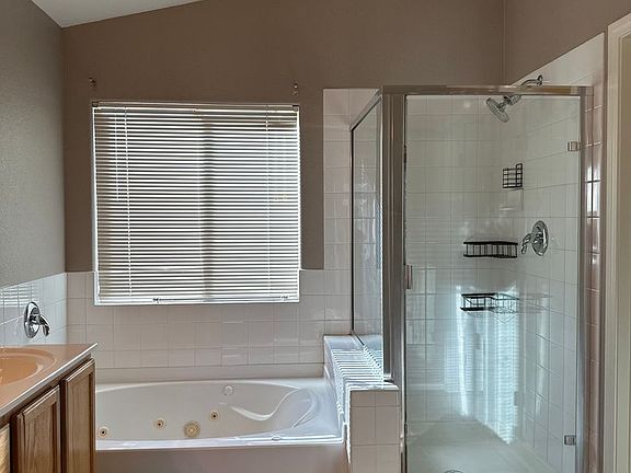 5th image of 9521 Michelle Falls Ave