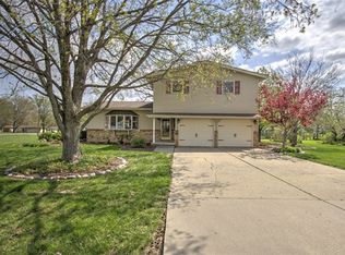 3012 Crestwood Dr, Decatur, IL 62521