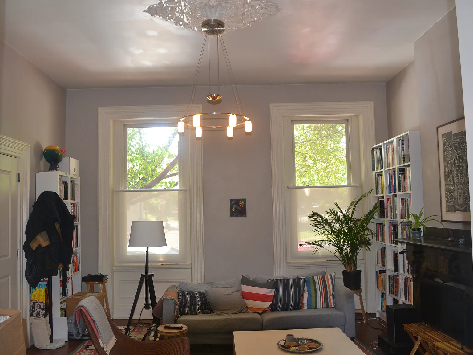 2 bed, 1000 sqft, $2,400 — Photo 2