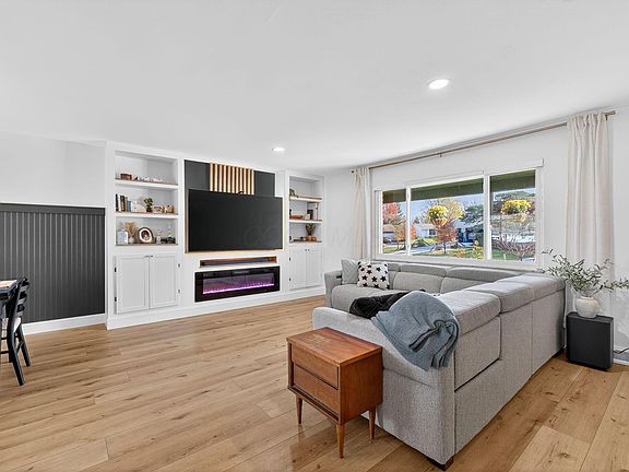 5th image of 5231 Arrowood Ct