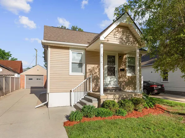 1444 19th St, Wyandotte, MI 48192