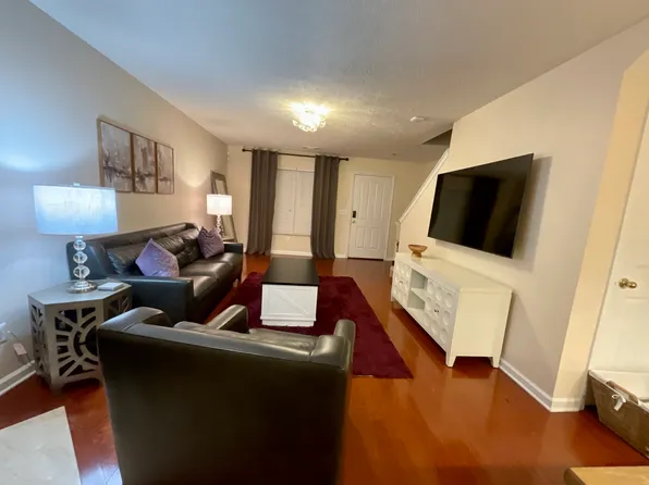 411 Shadow Glen Dr, Nashville, TN 37211