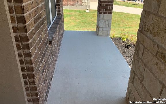 5th image of 2206 Flintshire Dr