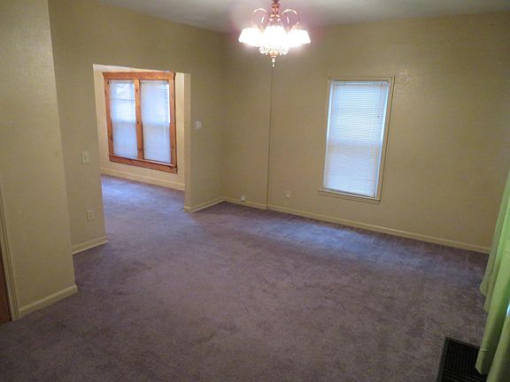 Plenty of space for large living room furniture