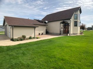 405 Martin Blvd, Brookings, SD 57006