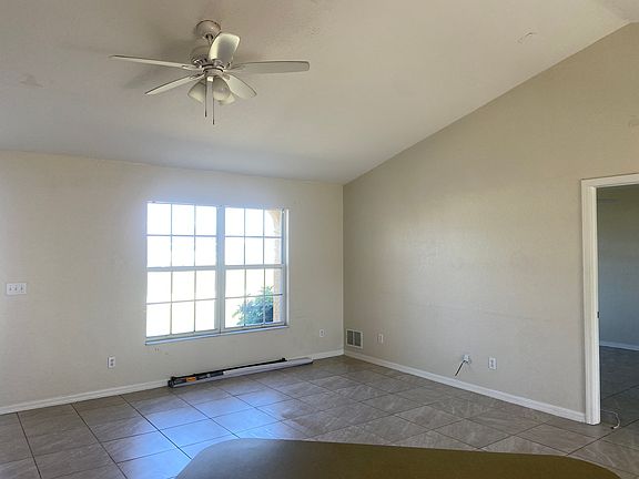 4th image of 2516 NW 14th Pl