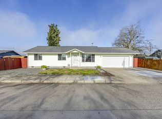 1560 Harvey Rd, Cottage Grove, OR 97424