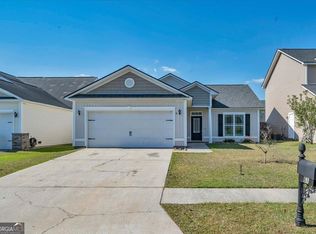61 Chapel Lake N, Savannah, GA 31419