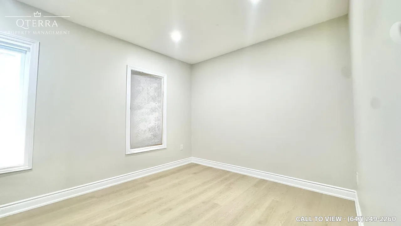 3 bed, 1.5 bath, 1900 sqft, $2,399 — Photo 3