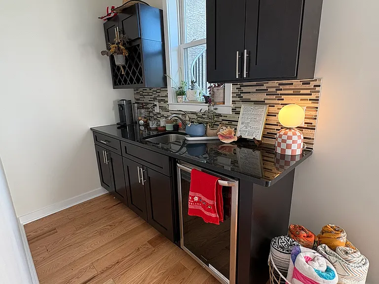 2516 Grays Ferry Ave — Photo 21