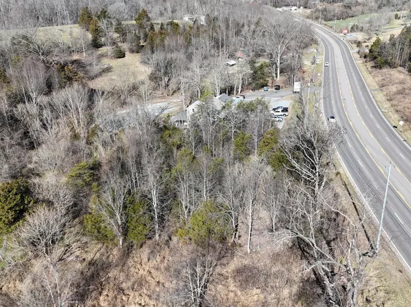 4887 N Roan St, Johnson City, TN 37615