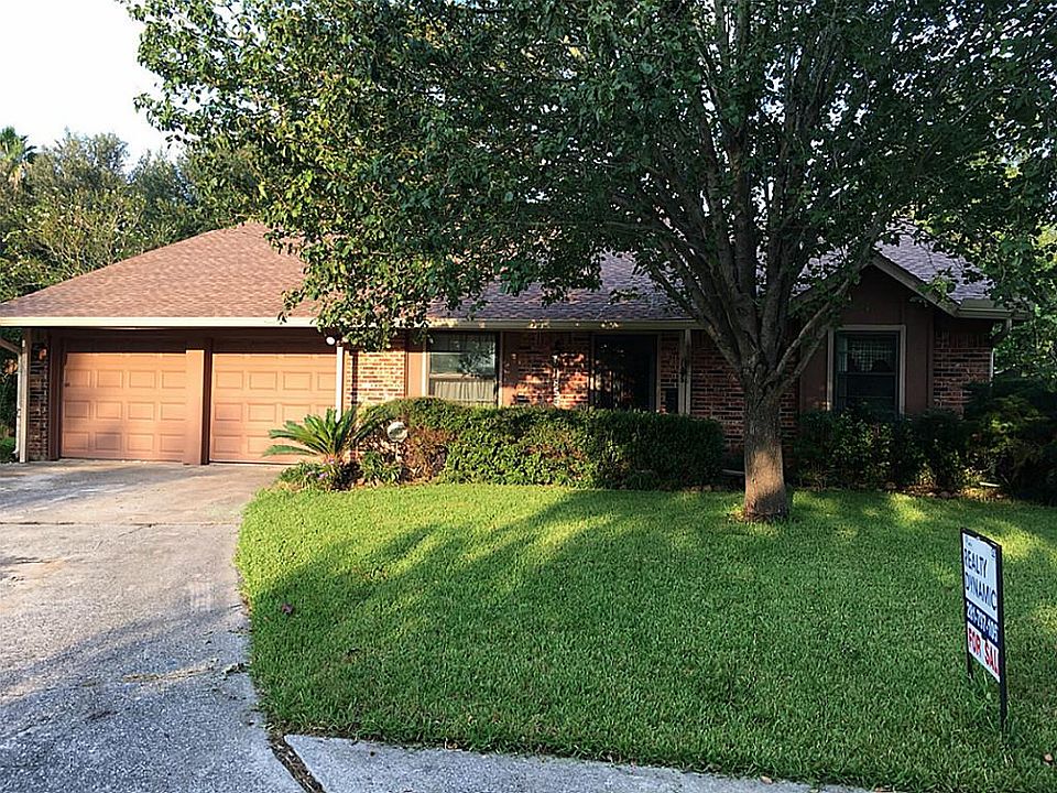 1st image of 11855 S Evelyn Cir