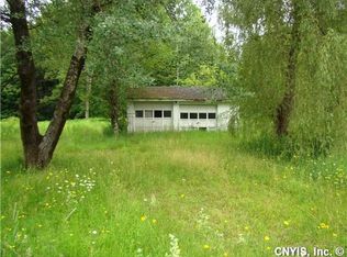 61 Albion Cross Rd, Parish, NY 13131