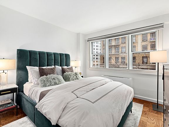 5th image of 77 E 12th St APT 4C