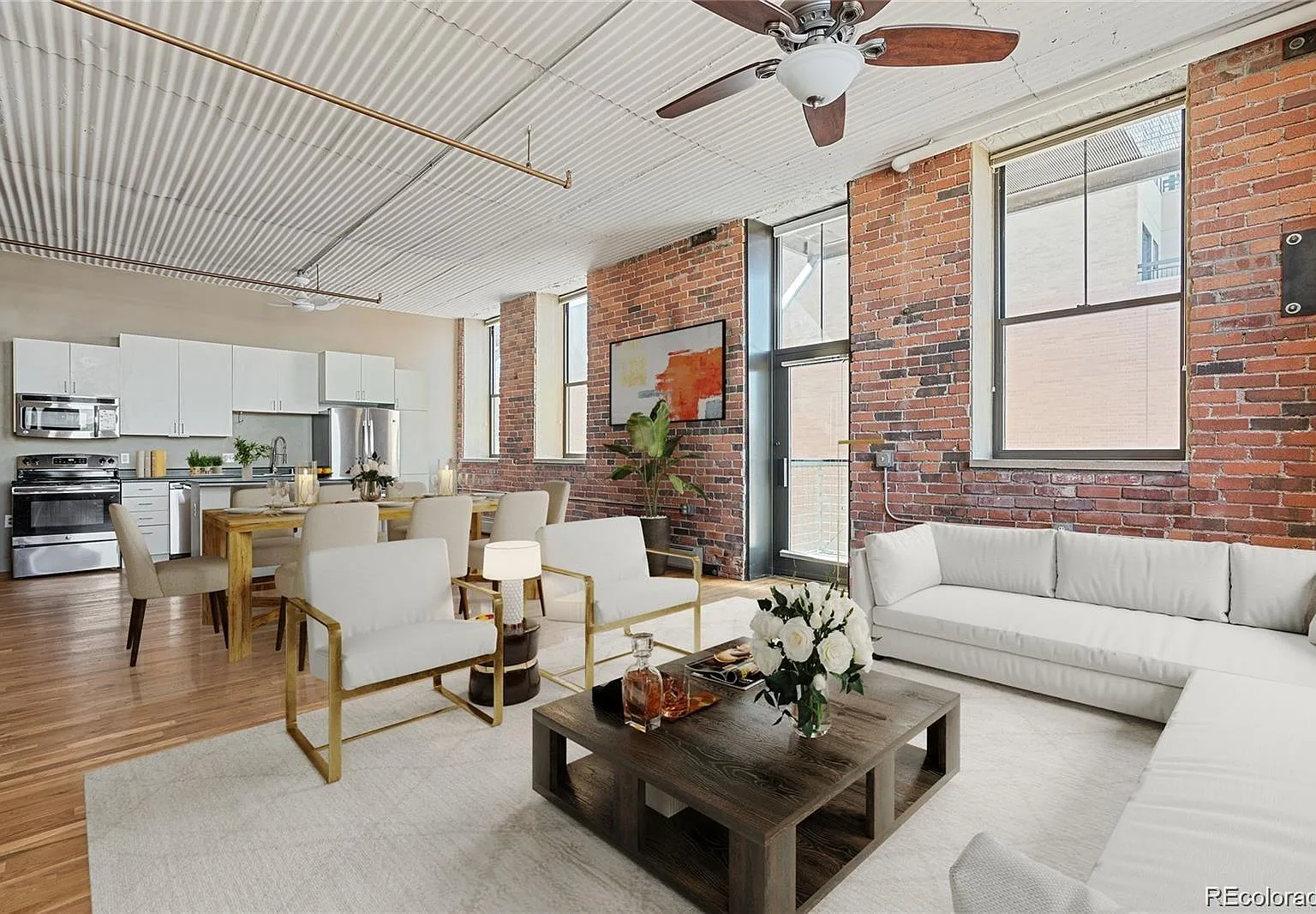 1 bed, 932 sqft, $2,300 — Photo 2
