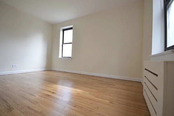 Rented by Realty Nerd | media 49