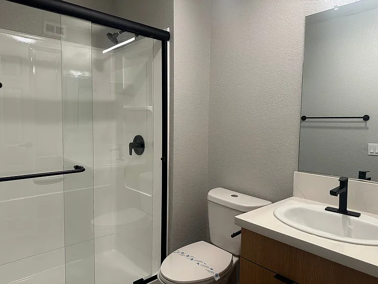 Corona Pointe Resort — Photo 224