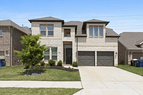 320 Moonvine Dr Photo 1