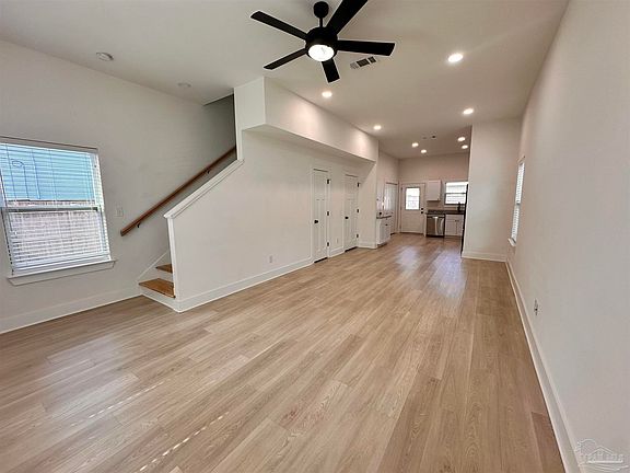5th image of 5245 Viking Rd