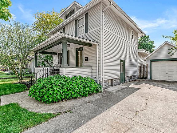2nd image of 215 Kenyon Ave