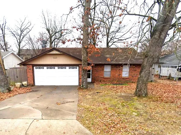 3604 W Beechwood Dr, Rogers, AR 72756