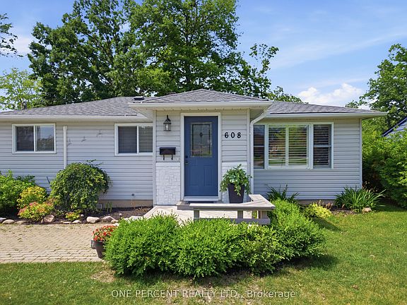 2nd image of 608 Broadview Ave