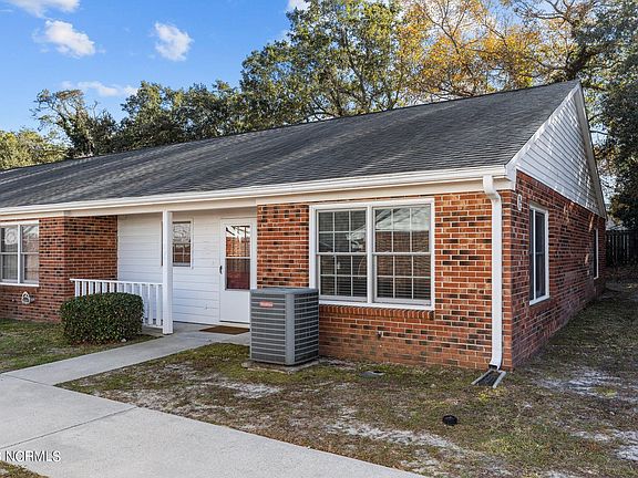 2nd image of 3905 Guardian Avenue #G-27