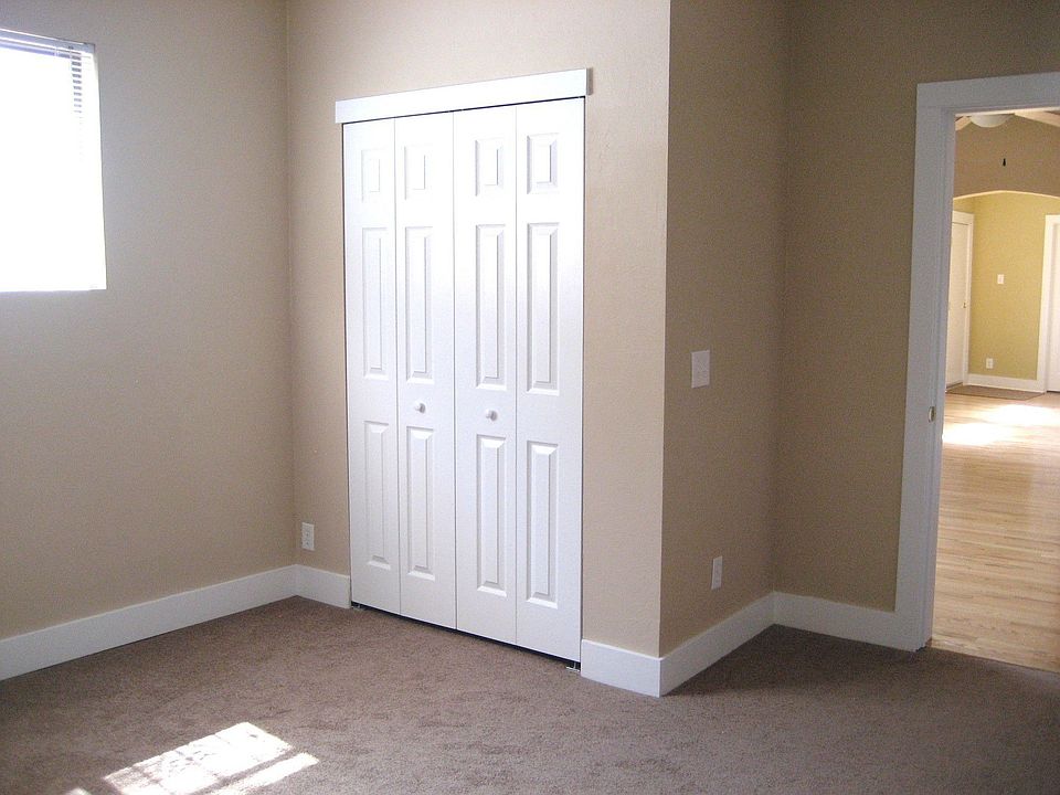 2nd image of 2737 N Madison St