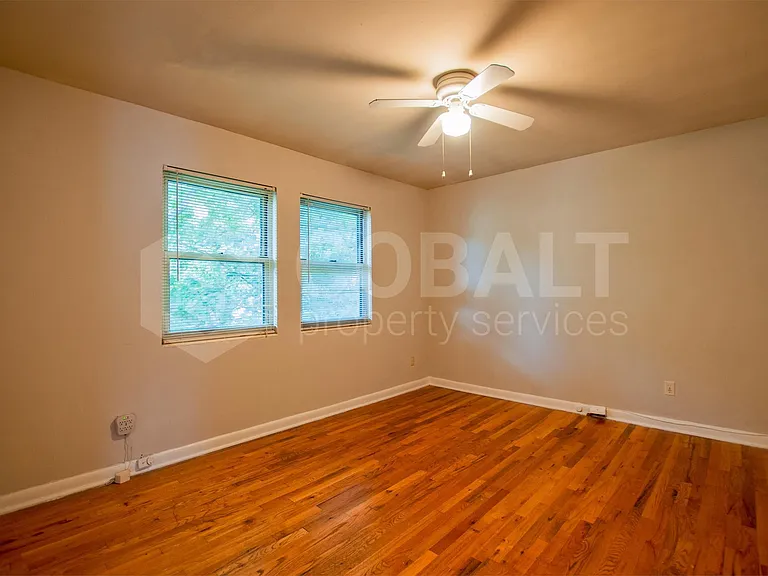 944 Saint Charles Ave NE #9 — Photo 6