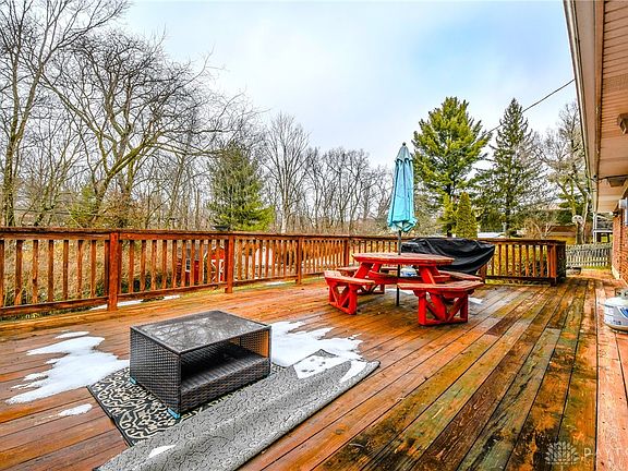 3rd image of 2085 Regent Park Dr