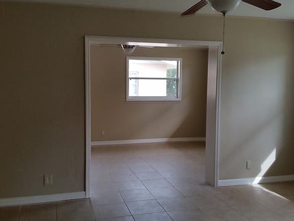 3rd image of 3542 Bali Dr