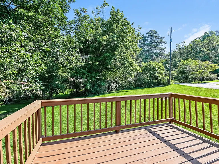 5114 Meadows Dr — Photo 17