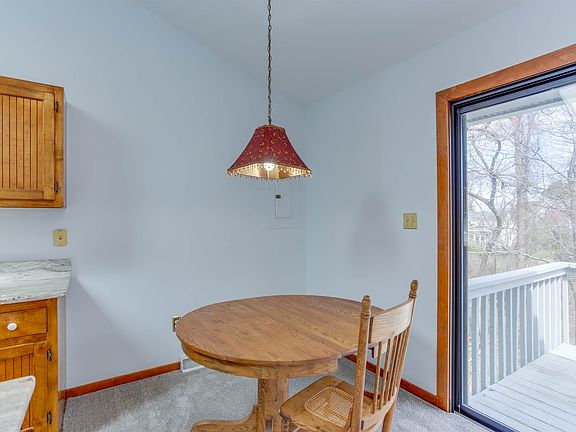 5th image of 821 W 29th St
