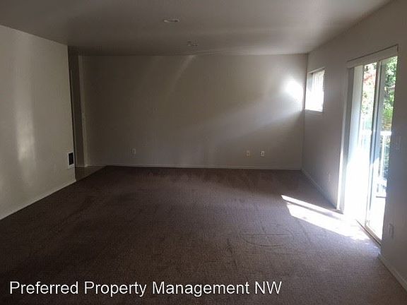 4th image of 10110 Mountain Loop Hwy #2