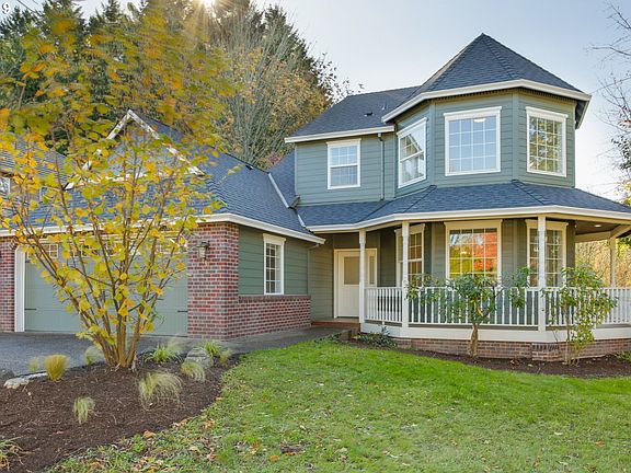 3rd image of 761 Nicole Dr