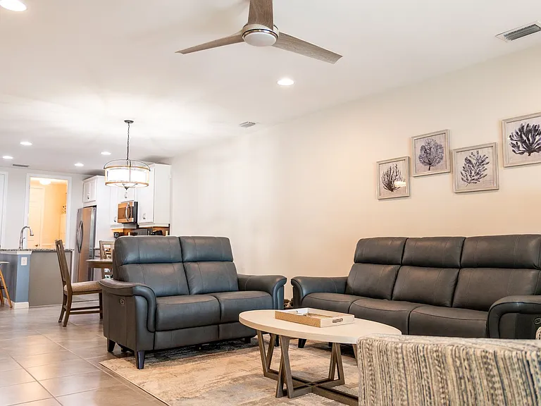 14888 Edgewater Cir — Photo 15
