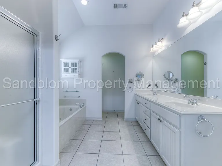 1521 N 20th St — Photo 23