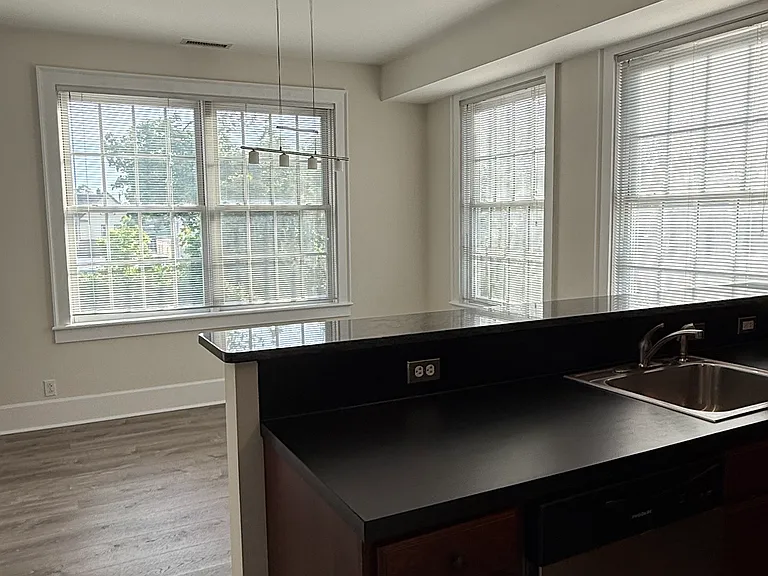 3 Lafayette St #3 — Photo 5
