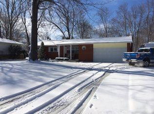 8068 Eastway Dr, Mentor, OH 44060