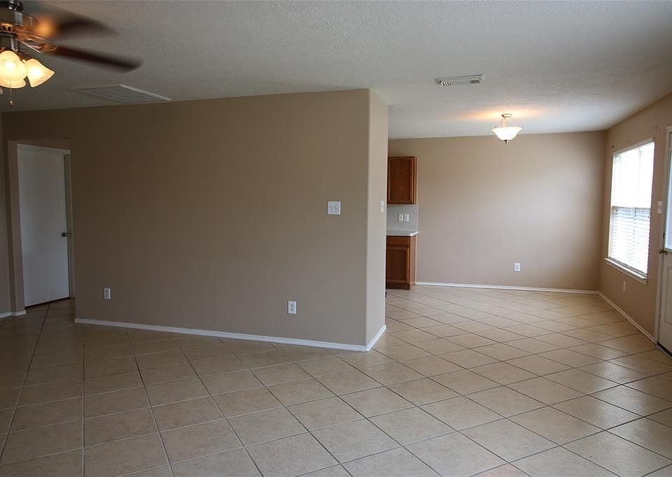 1st image of 9022 Serena Ln