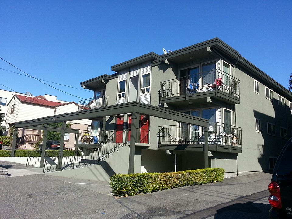 1st image of 11540 Greenwood Ave N APT 6