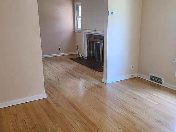 2nd image of 8279 Mendota St