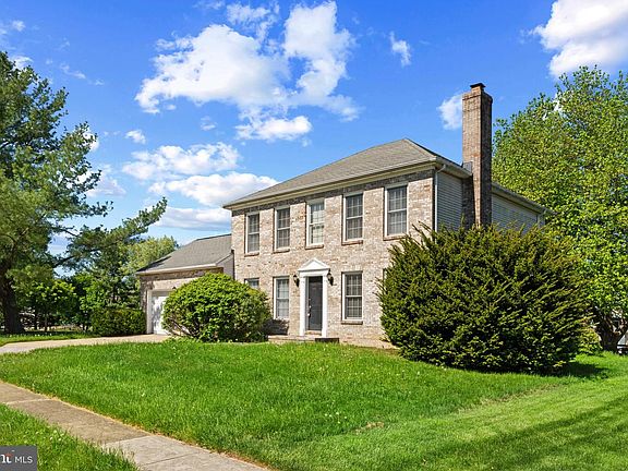 2nd image of 1215 Bartus Ct